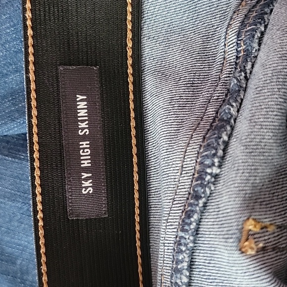 TORRID SKY HIGH SKINNY JEAN - PREMIUM STRETCH/ 14R. - Picture 10 of 14